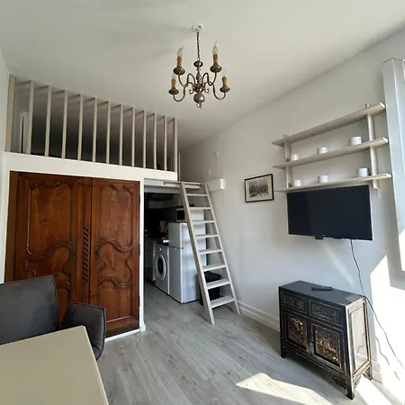 Studio De Charme Donnant Sur Jardin Arbore Dans Le Calme Absolu Paris Exterior foto
